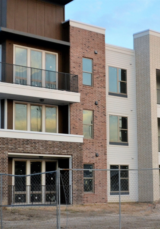 hochhaus---neubau-einer-wohnung